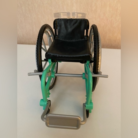 Barbie Doll Red + Green Wheelchair and Purple Ramp For 11” Dolls- See Pi… - Picture 12 of 15